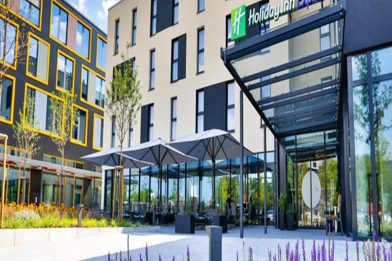 Holiday Inn Express Karlsruhe - City Park, an IHG Hotel Bagian luar foto